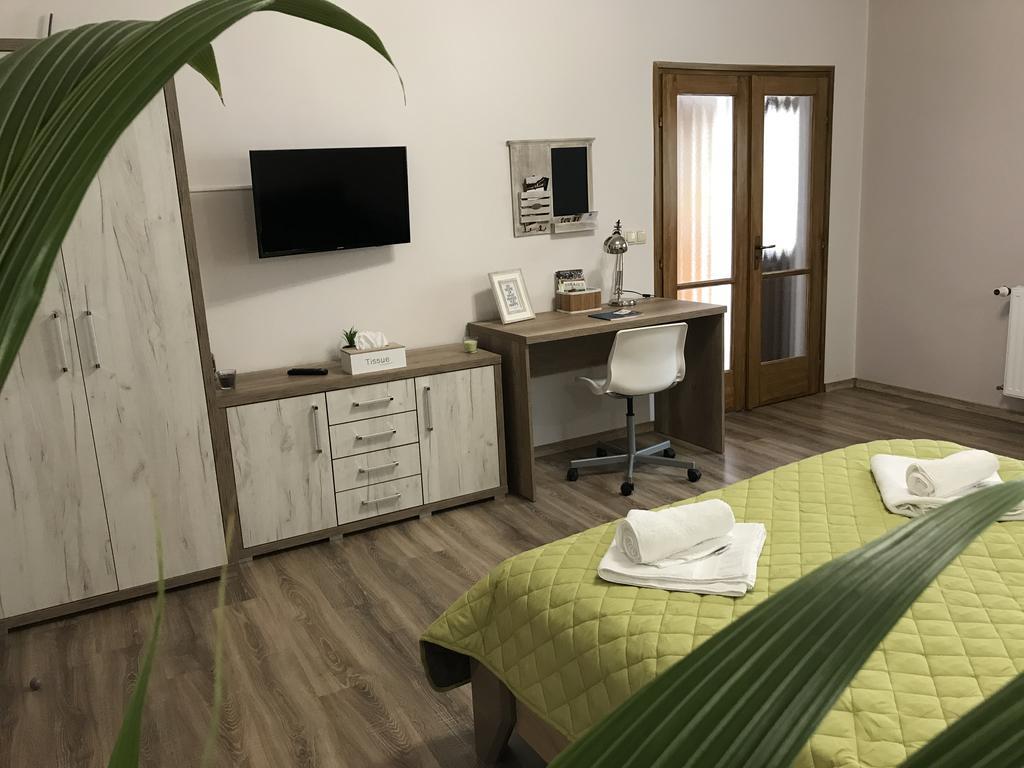 Hotel Origo Vendeghaz Sárospatak Zewnętrze zdjęcie